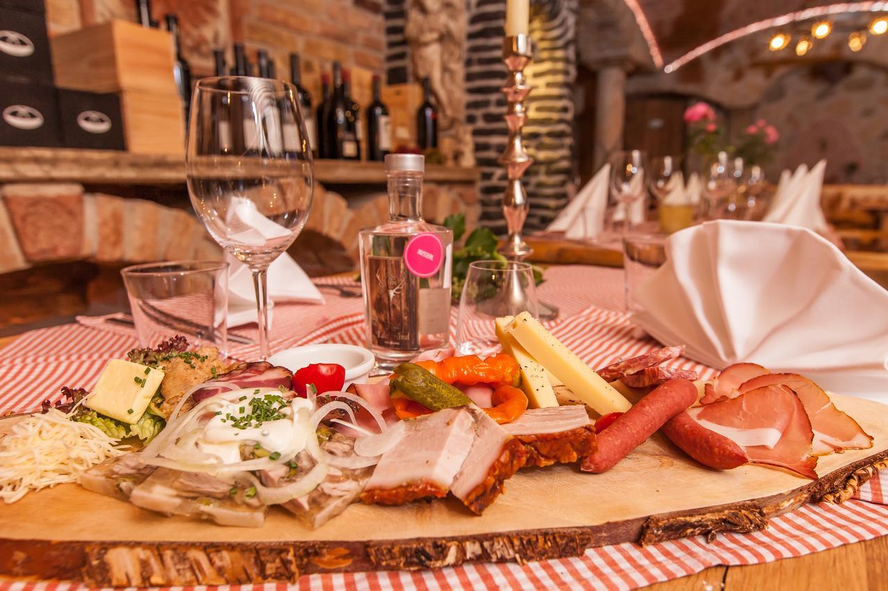 Hotel Rosis Sonnbergstuben Kitzbühel Esterno foto