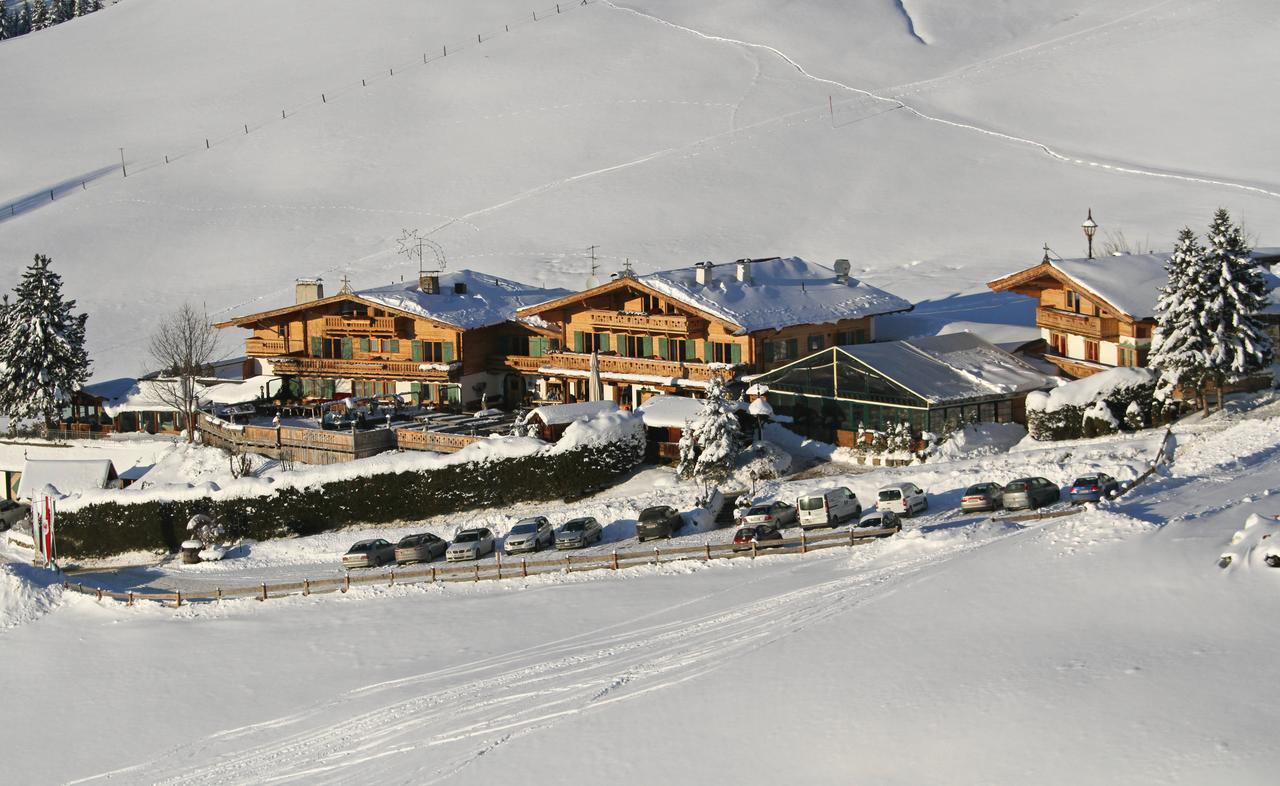 Hotel Rosis Sonnbergstuben Kitzbühel Esterno foto
